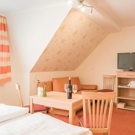 Haus Kranixfeld-Fischl Hotell Mörbisch am See Eksteriør bilde