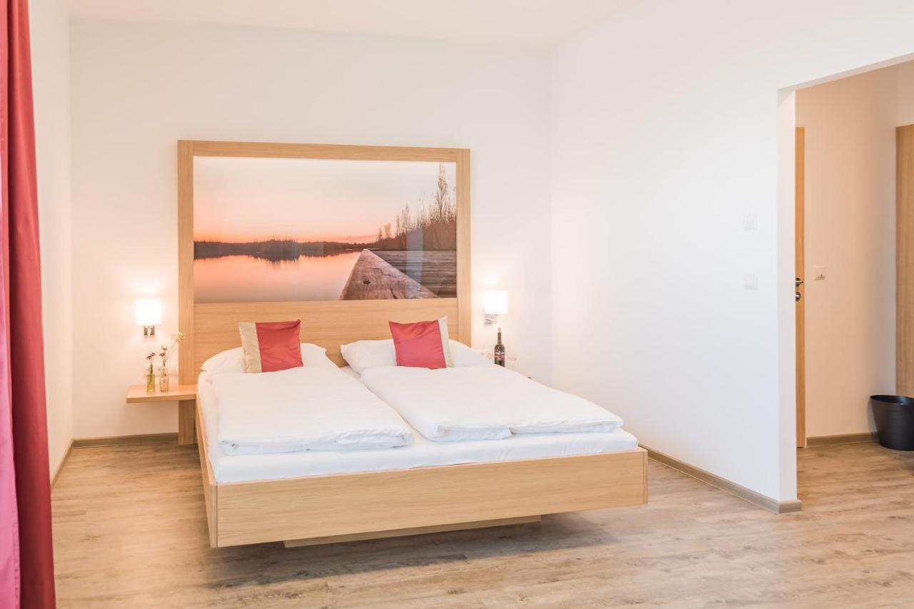 Haus Kranixfeld-Fischl Hotell Mörbisch am See Eksteriør bilde